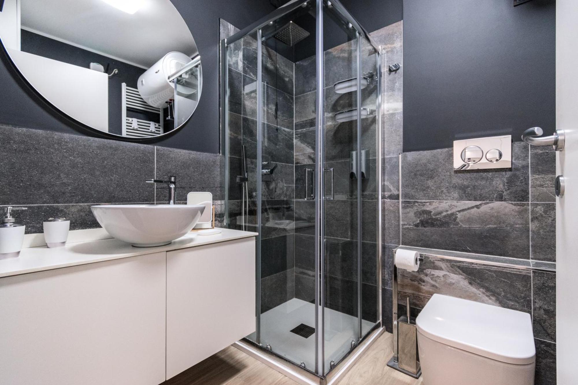 Elegante Appartamento Con Piscina - Wi-Fi & Box Privato サンレモ エクステリア 写真